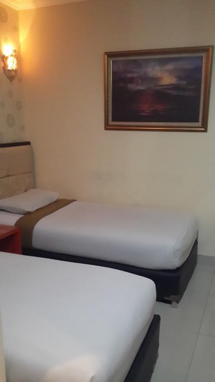 California Hotel Jakarta Luaran gambar