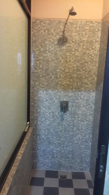 California Hotel Jakarta Bilik gambar