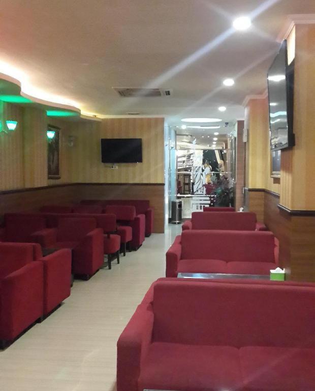 California Hotel Jakarta Luaran gambar
