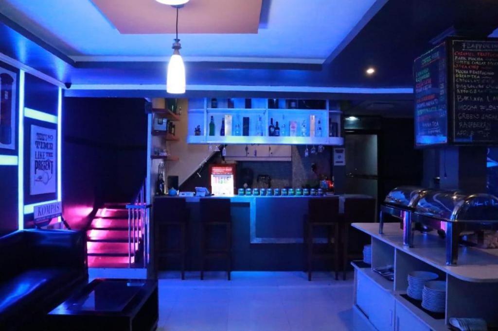 California Hotel Jakarta Luaran gambar