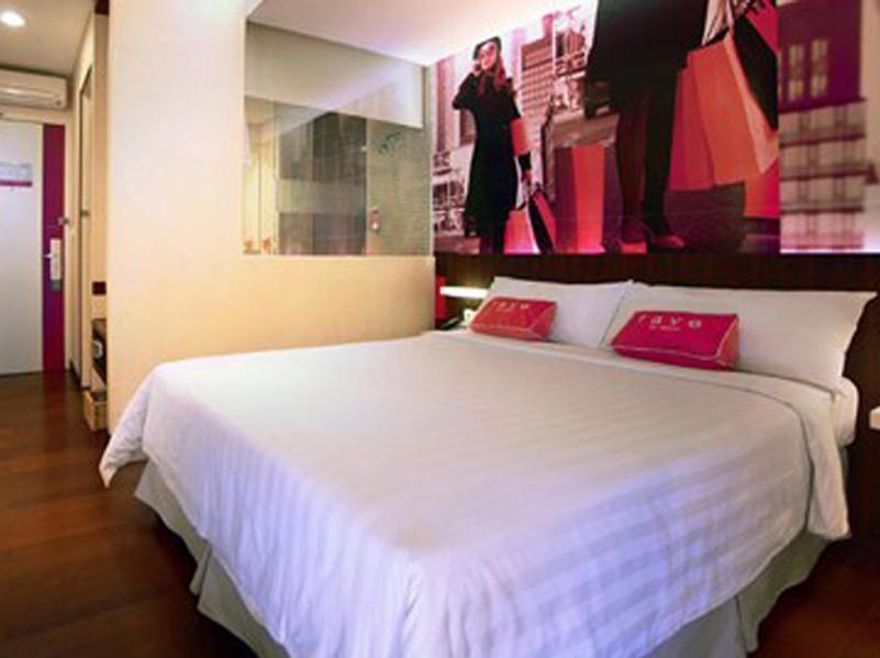 California Hotel Jakarta Luaran gambar